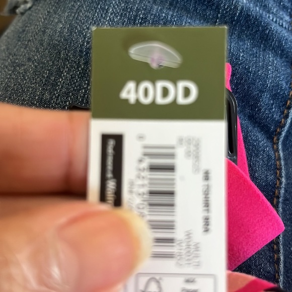 No Boundaries Women’s T-Shirt Bra  Size 40DD with Adjustable Straps, Jungle Pink - Picture 14 of 14